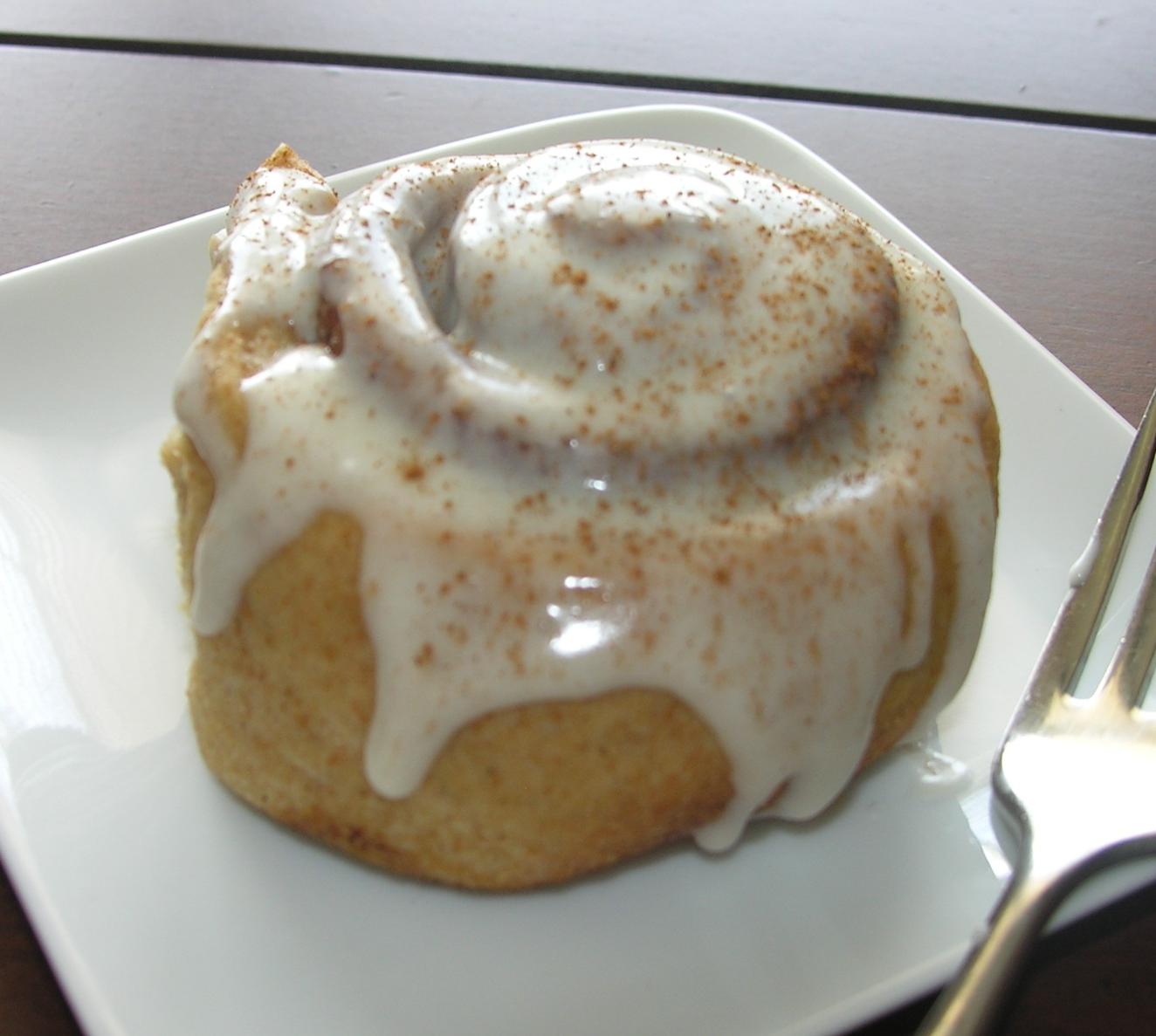 Single Glazed Cinnamon Roll